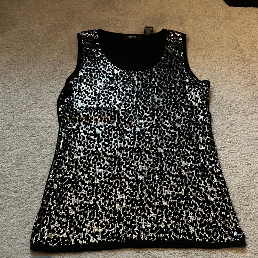 Verve sequin top